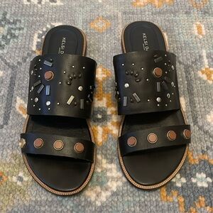Kelsi Dagger
Black slides